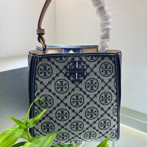 Tory Burch Handbags - New! Tory Burch classic monogram crossbody bag shoulder bag